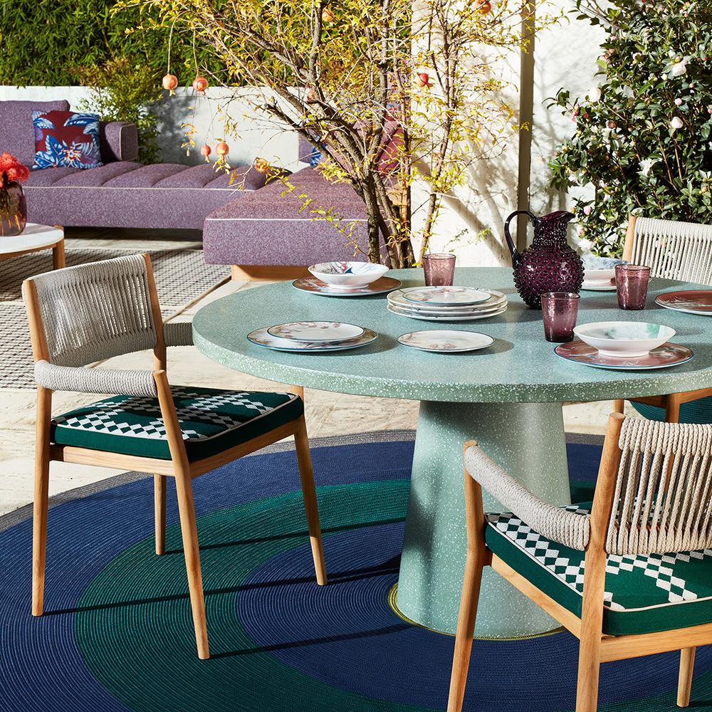 https://a.1stdibscdn.com/rodolfo-dordoni-dine-out-outside-chair-by-cassina-for-sale-picture-4/f_14272/f_295357021657619125738/ambient_master.jpg