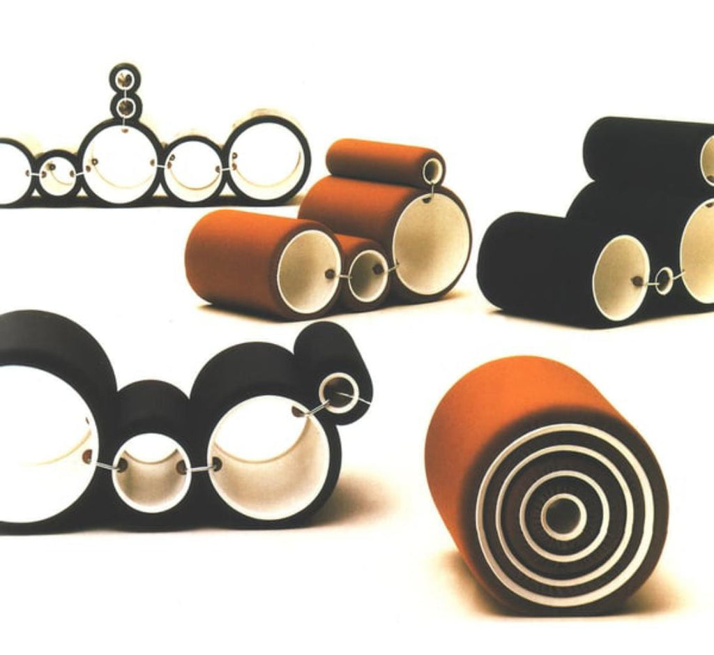 https://a.1stdibscdn.com/tube-chair-modular-armchair-by-joe-colombo-for-cappellini-for-sale-picture-12/f_16392/f_491481121773081730582/ambiente_3_17_1__master.jpg