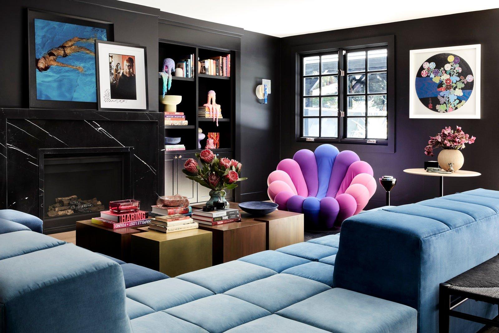 https://a.1stdibscdn.com/21st-century-giancarlo-zema-anemone-armchair-multicolor-purple-pink-elasticated-for-sale-picture-4/f_52352/f_291026621663918924855/anemone_casa_Miley_Cyrus_master.jpg