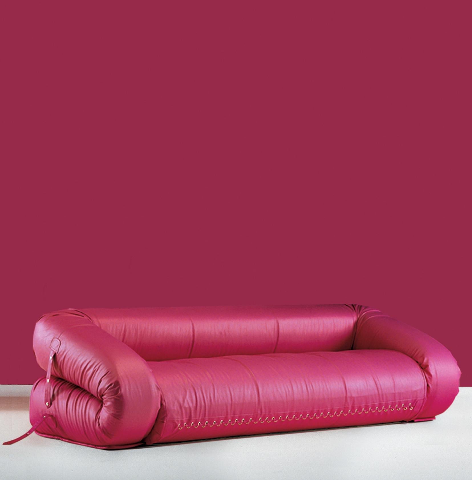 https://a.1stdibscdn.com/anfibio-transform-sofa-pink-fabric-a-becchi-for-giovannetti-new-made-to-order-for-sale-picture-5/f_52352/f_206306421640169971211/anfibio_rosa_4__master.jpg