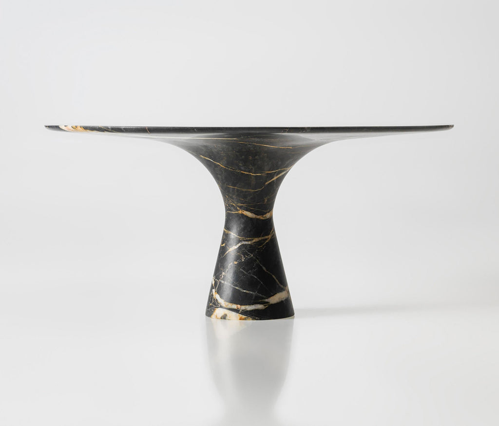 https://a.1stdibscdn.com/set-of-refined-contemporary-marble-oval-low-table-and-side-table-for-sale-picture-6/f_12192/f_319957321672429379251/angelo_m_table_4_b_arcit18_master.jpg
