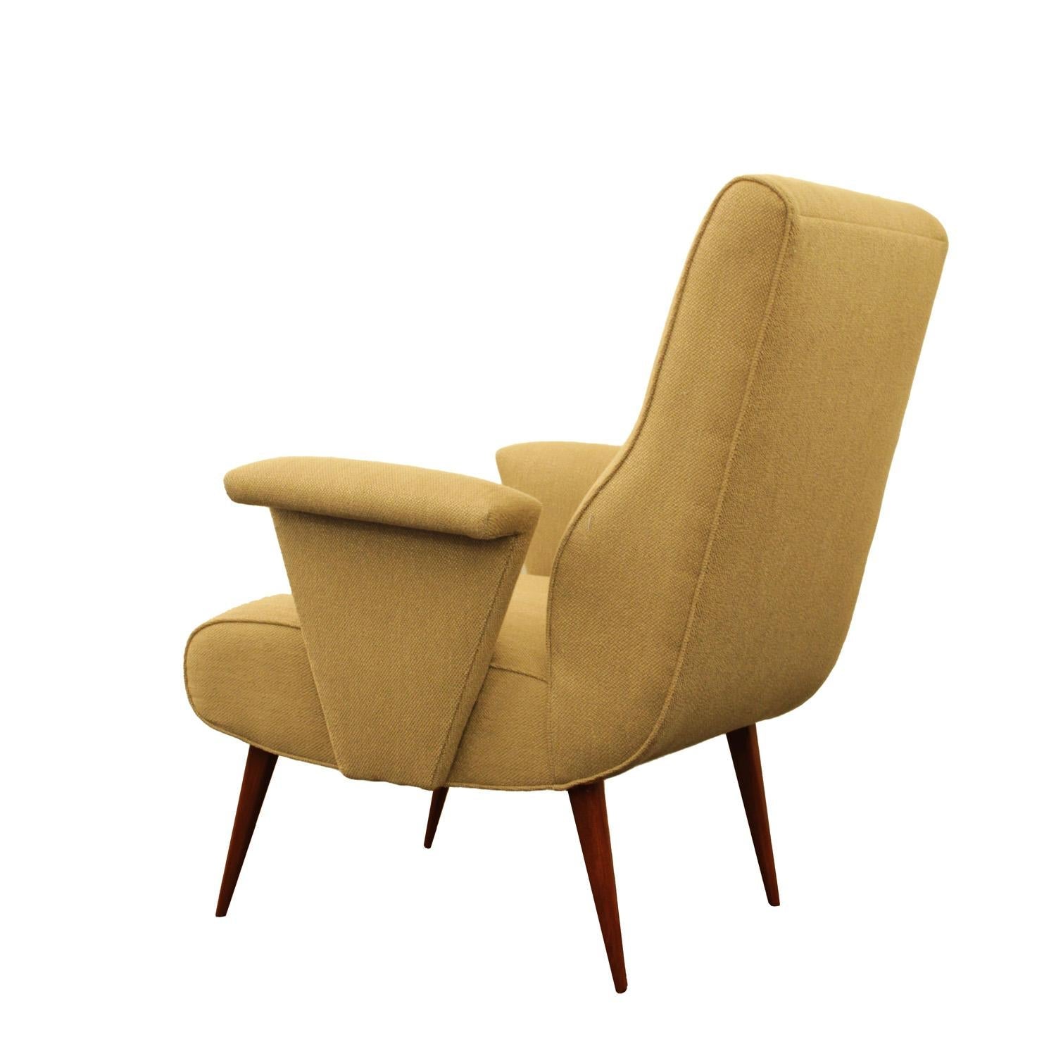 https://a.1stdibscdn.com/chic-pair-of-venfield-sparrow-chairs-for-sale-picture-6/f_8178/f_326754821675888016407/angle_back_master.jpg