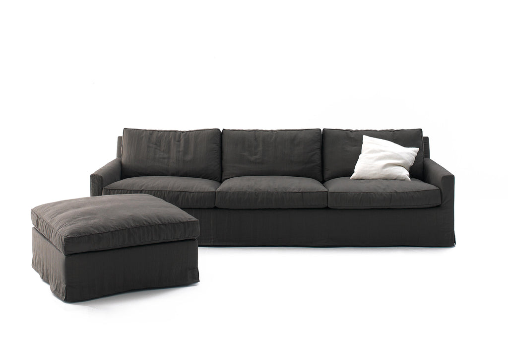 https://a.1stdibscdn.com/arflex-cousy-three-seater-sofa-in-brown-leather-by-vincent-van-duysen-for-sale-picture-11/12330573/f_206768421600758195784/arflex_Cousy_design_Vincent_Van_Duysen_master.jpg