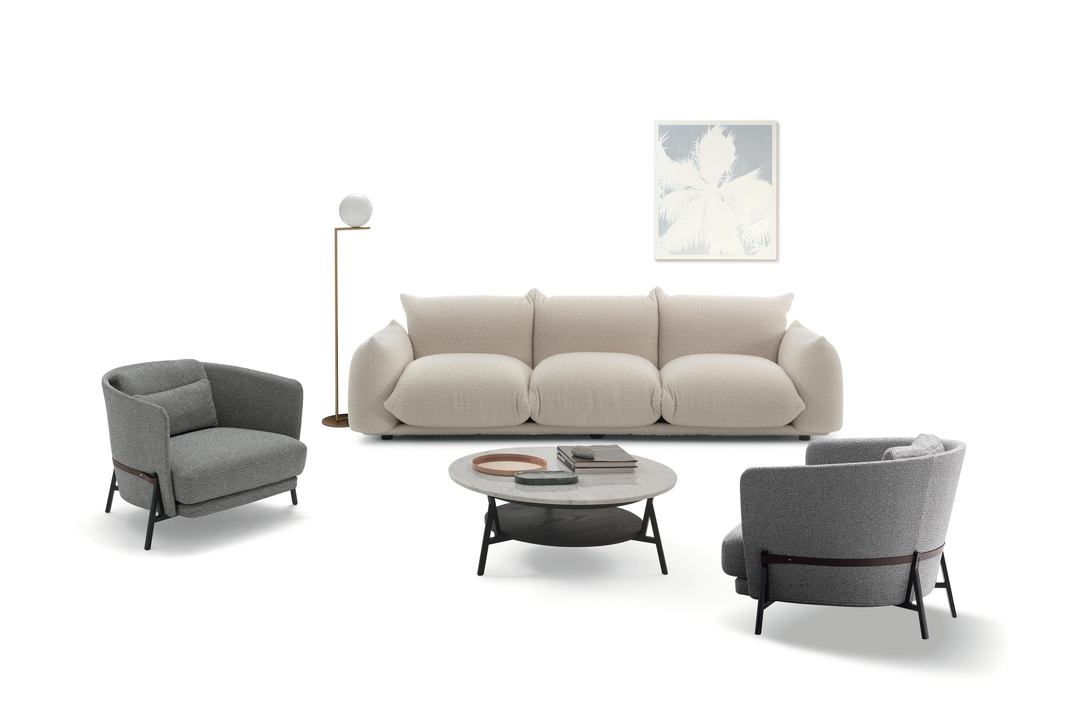 https://a.1stdibscdn.com/arflex-marenco-sofa-in-fabric-heidi-and-candy-by-mario-marenco-for-sale-picture-3/f_16392/1604909407392/arflex_Marenco_design_Mario_Marenco6_master.jpg