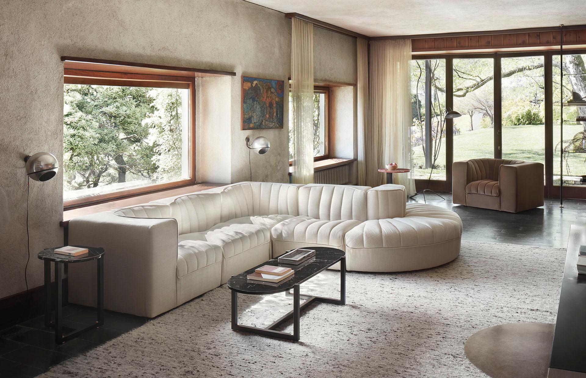https://a.1stdibscdn.com/tito-agnoli-9000-4-seater-sofa-1969-for-arflex-312cm-for-sale-picture-4/f_58922/f_401481421718196452448/arflex_location_309_master.jpeg