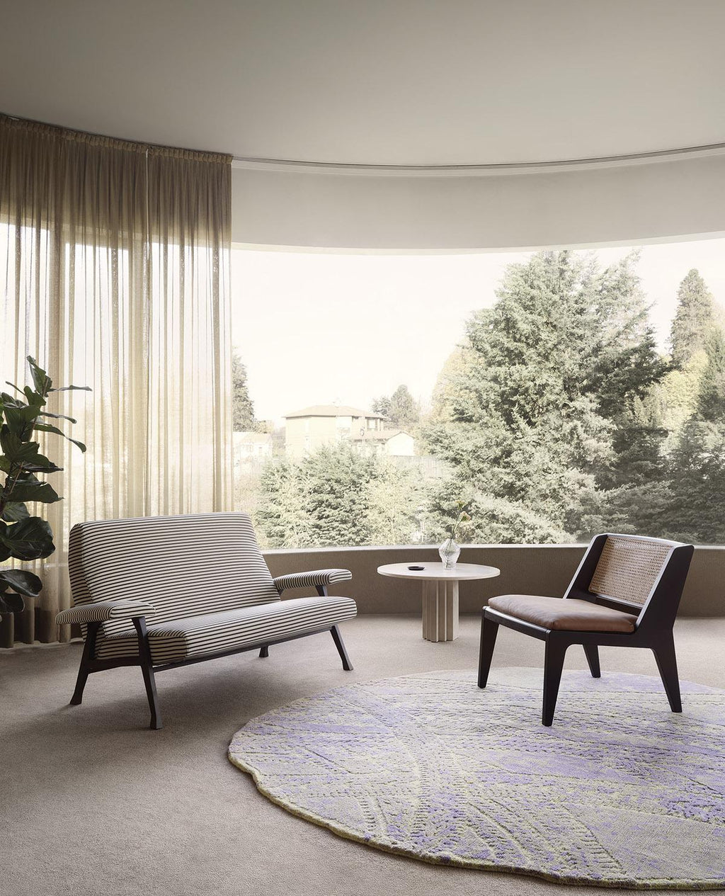 https://a.1stdibscdn.com/roberto-menghi-hall-sofa-for-arflex-1958-for-sale-picture-2/f_58922/f_464337021756316360480/arflex_location_360_master.jpg