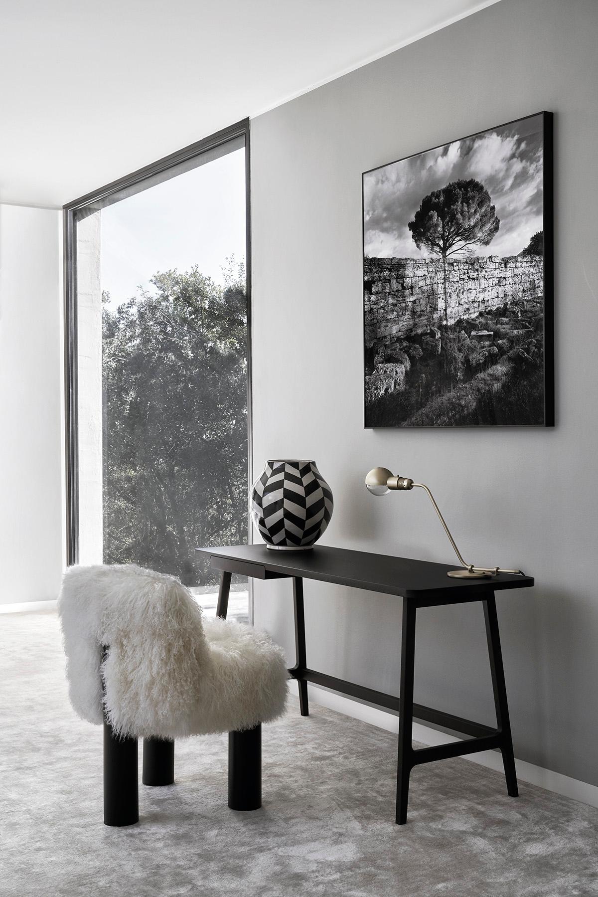 https://a.1stdibscdn.com/cini-boeri-botolo-high-chair-in-natural-fur-for-arflex-for-sale-picture-5/f_58922/f_404767621720117158607/arflex_location_41_master.jpeg