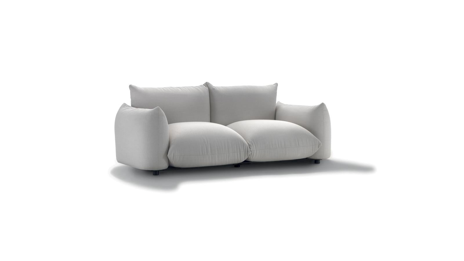 https://a.1stdibscdn.com/arflex-marenco-255-outdoor-sofa-by-mario-marenco-for-sale-picture-5/f_16392/f_455176921750314039385/arflex_marenco_sofa_outdoor_6_master.jpg