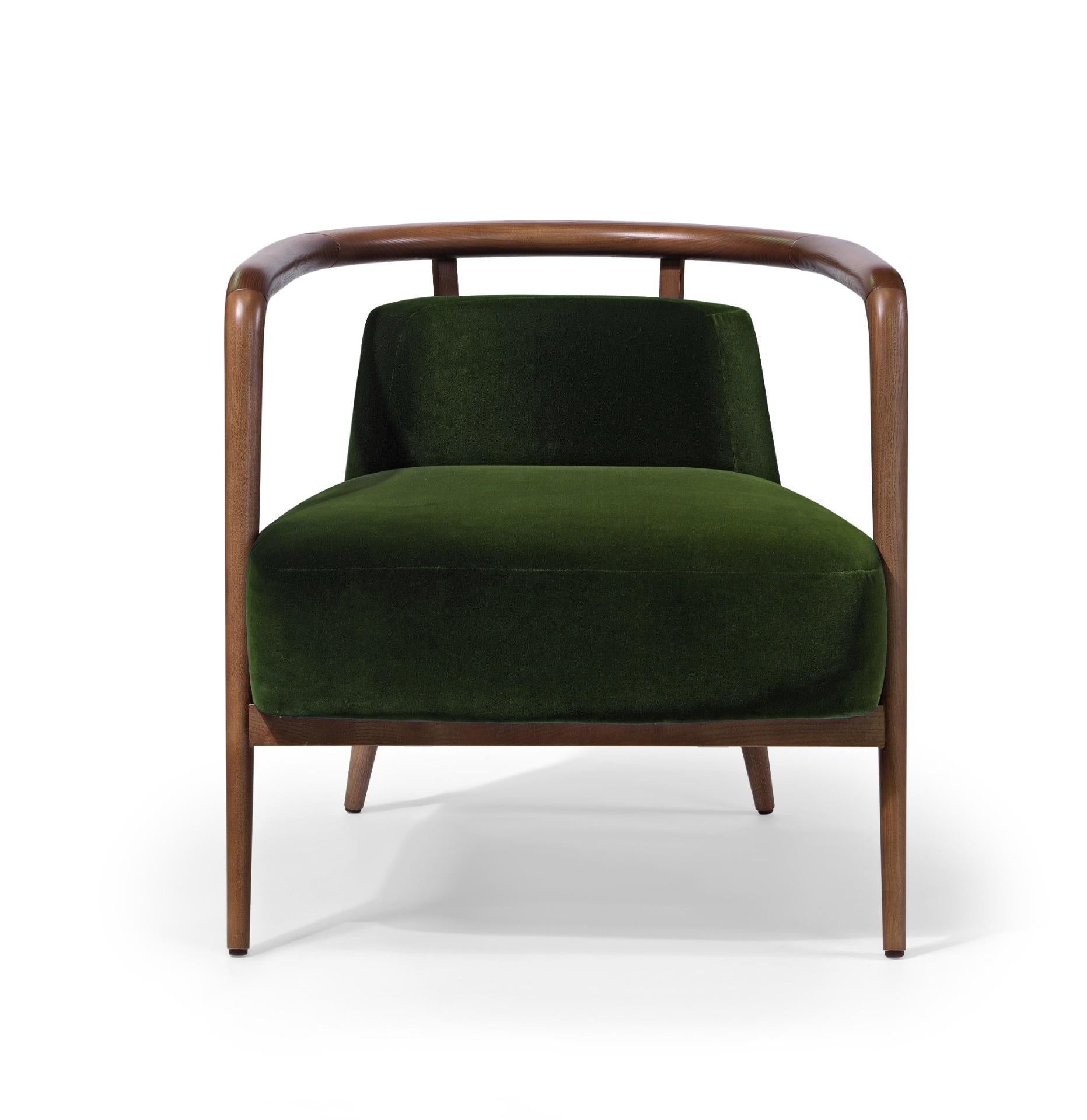 https://a.1stdibscdn.com/walnut-green-velvet-modern-essex-armchair-for-sale-picture-3/f_58982/f_258702521635344402910/arm_green_2_master.jpg