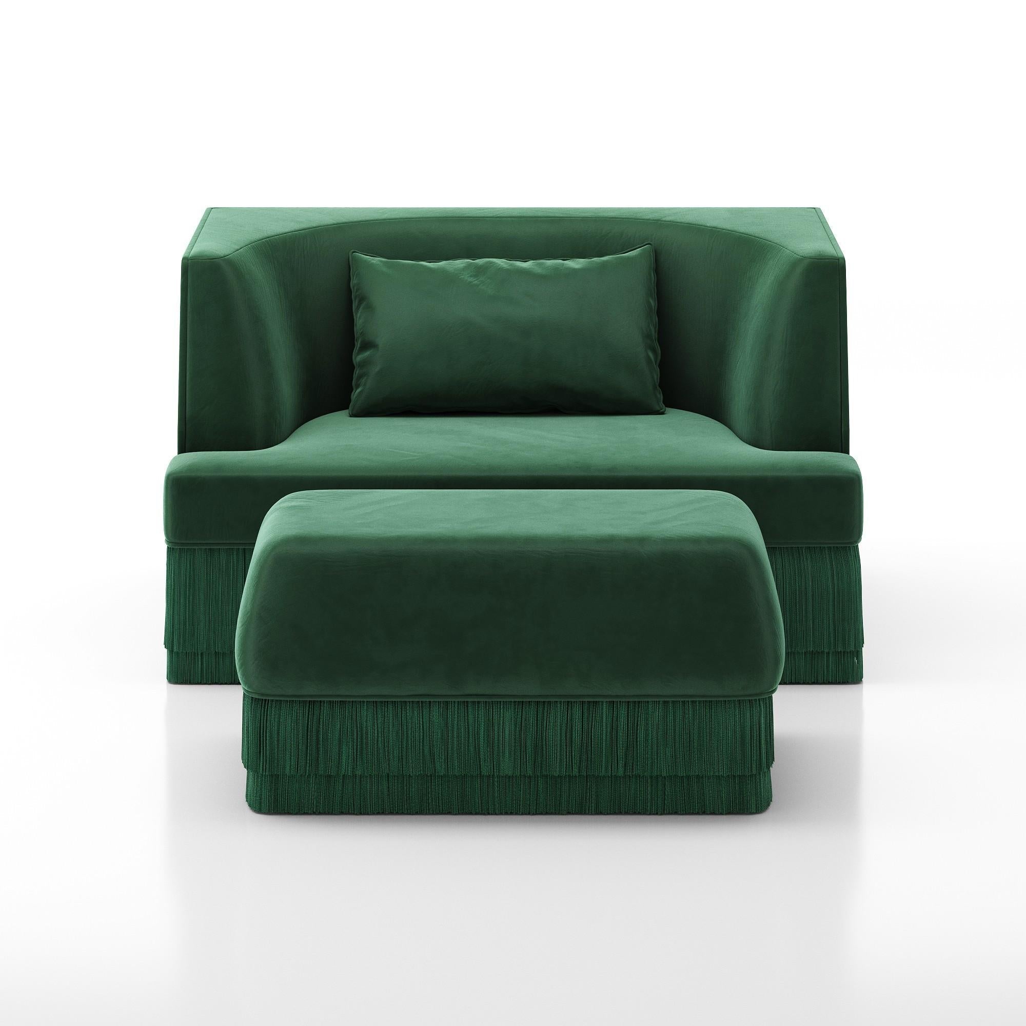 https://a.1stdibscdn.com/alcove-fringe-sofa-with-ottoman-linear-form-curved-back-in-green-velvet-for-sale-picture-2/f_27693/f_464377621760998132922/armchair_emeraldSet_cam001_master.jpg