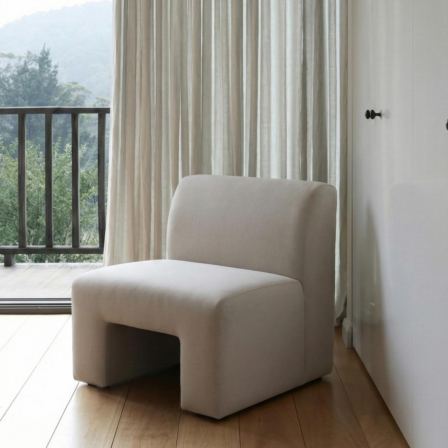 https://a.1stdibscdn.com/ron-armchair-for-sale-picture-2/f_108562/f_492749921773829203211/armchair_s1_web_master.jpg