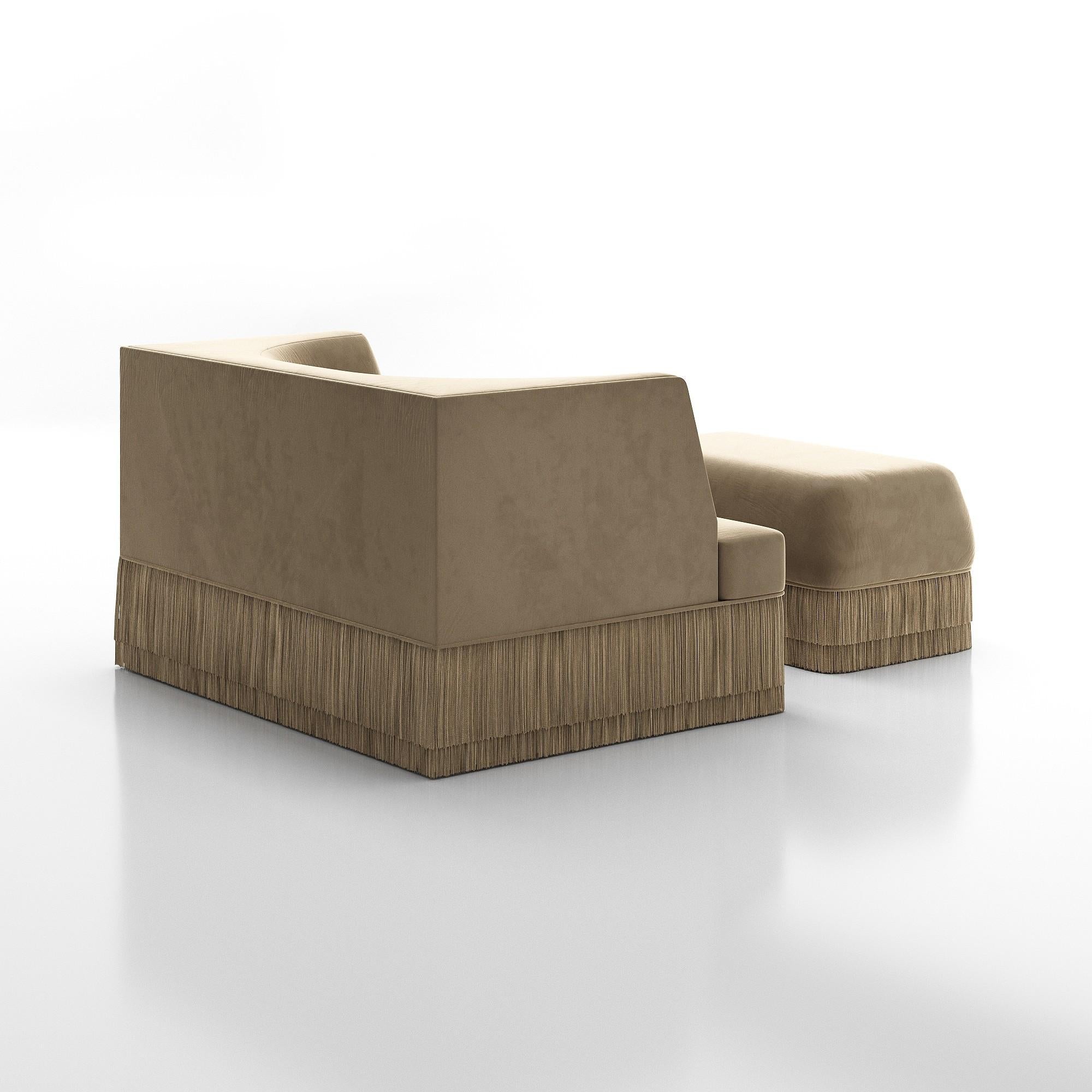 https://a.1stdibscdn.com/alcove-fringe-sofa-with-ottoman-linear-form-fringed-base-by-sidani-design-for-sale-picture-6/f_27693/f_471411221761082130299/armchair_sandSet_cam005_master.jpg