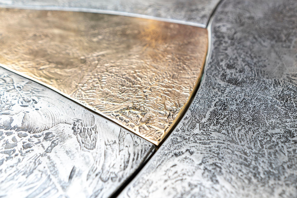 https://a.1stdibscdn.com/modern-dining-table-soft-shape-handmade-cast-aluminium-bronze-for-dilmos-for-sale-picture-8/f_55232/f_340506321682783904177/atavola_6_master.jpg