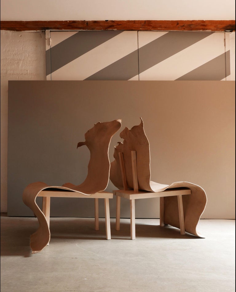 https://a.1stdibscdn.com/contemporary-brown-water-buffalo-leather-chairs-atribut-by-jordi-ribaudi-for-sale-picture-8/f_69342/f_488820621771453699809/atributdibs2_master.jpg?width=768