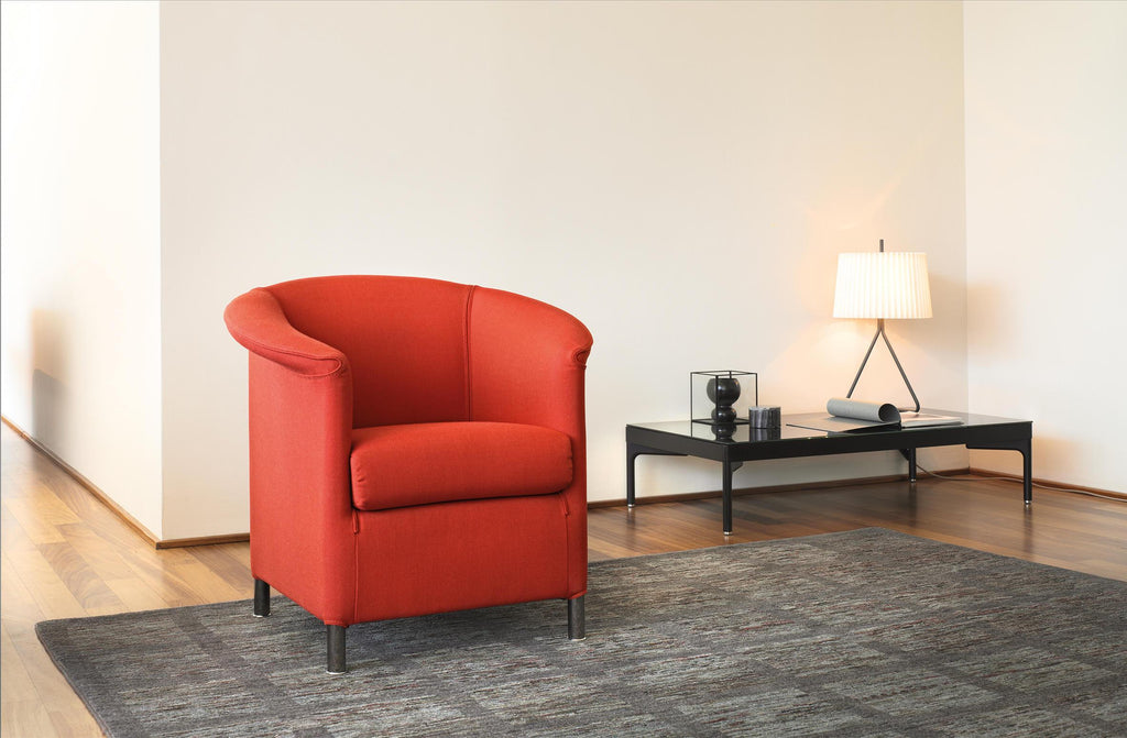 https://a.1stdibscdn.com/wittmann-aura-leather-armchair-designed-by-paolo-piva-for-sale-picture-2/f_44652/1608065665976/aura_pressefoto_b_master.jpg