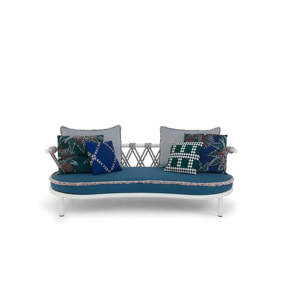 https://a.1stdibscdn.com/patricia-urquiola-trampoline-outdoor-sofa-steel-rope-and-fabric-by-cassina-for-sale-picture-2/f_14272/f_294338821657010363790/azul3_master.jpg