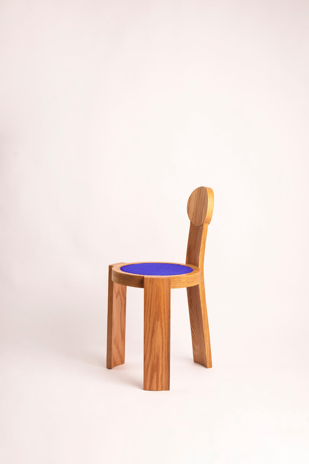 https://a.1stdibscdn.com/chair-d-for-sale-picture-6/f_74392/f_338678821681827718959/azulrey_master.jpg