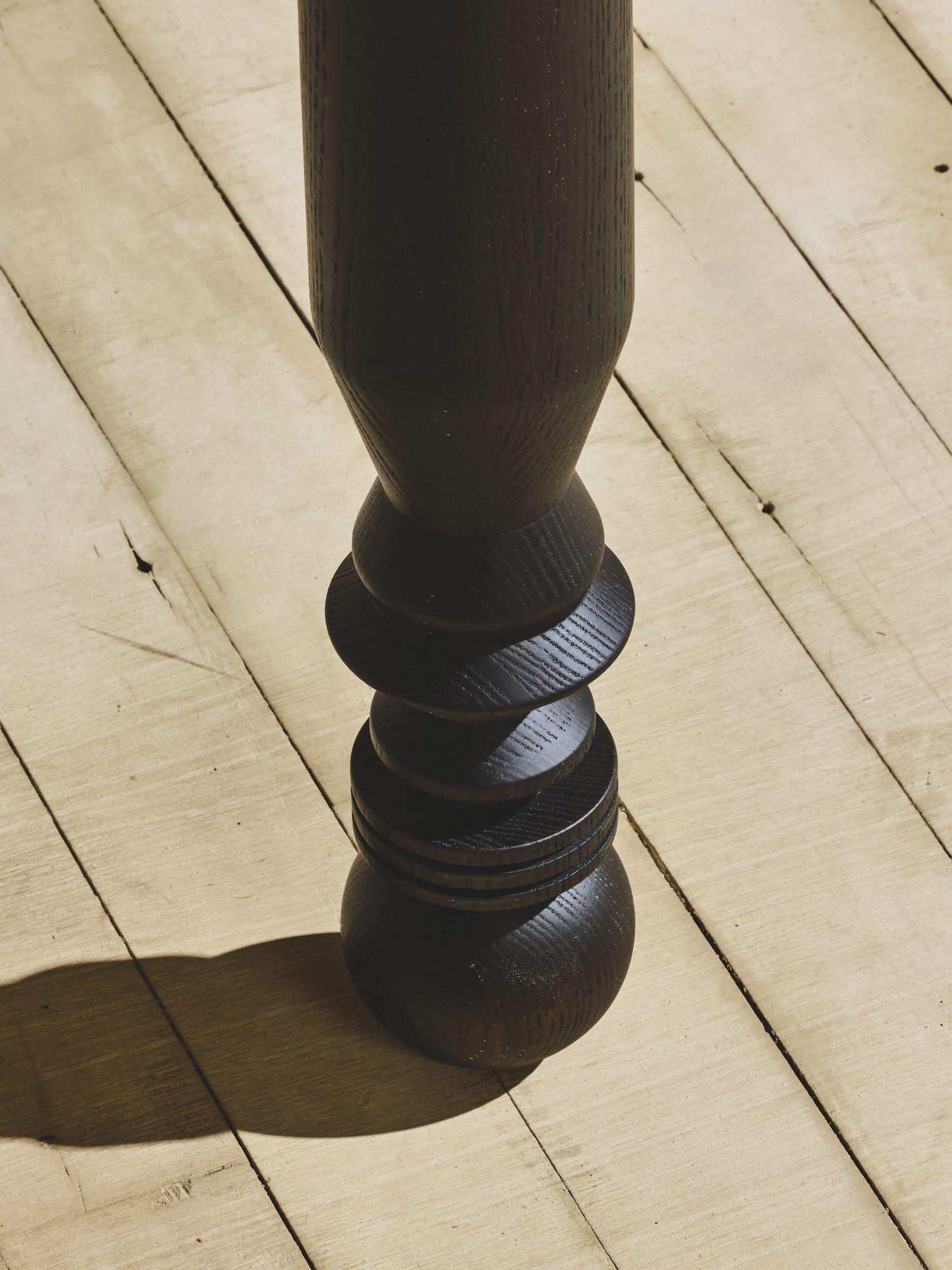 https://a.1stdibscdn.com/9-foot-nbl-rustic-white-oak-dining-table-with-turned-legs-for-sale-picture-8/f_106822/f_494931321775146288318/bZh2WN8A_master.jpg