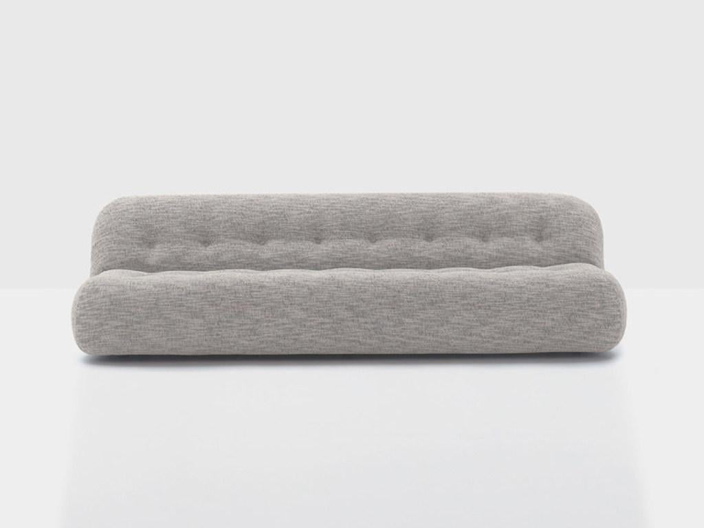 https://a.1stdibscdn.com/nube-italia-track-chair-in-heathered-fabric-by-kemistry-of-style-for-sale-picture-3/10881443/f_113588811535549438860/b_prodotti_15291_rel3929ce62_eda9_4f8d_8e08_0058a2de522c_master.jpg