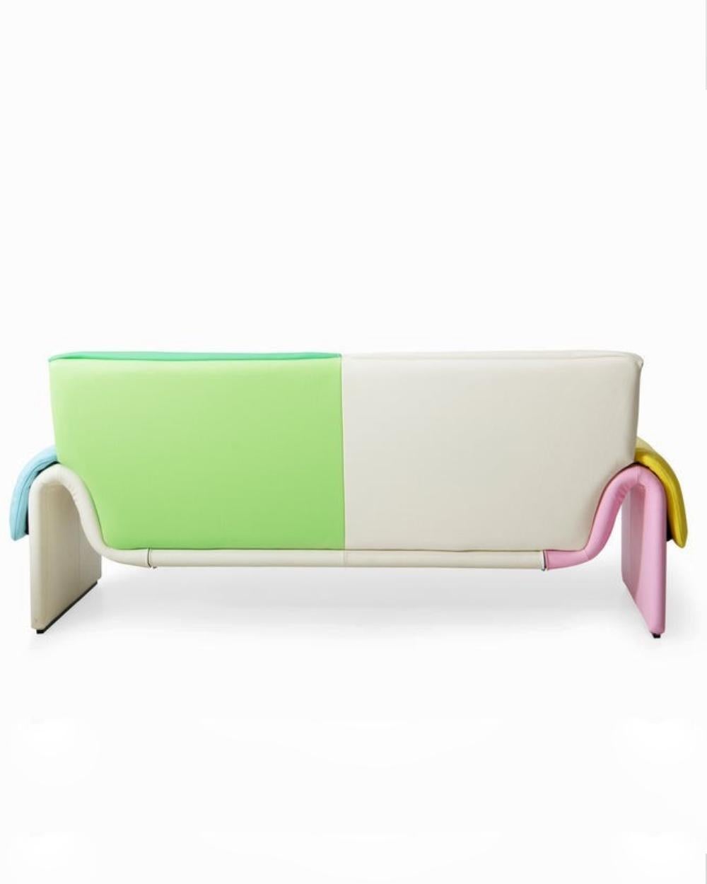https://a.1stdibscdn.com/de-sede-ds-2011-harlequin-sofa-b-by-duplex-and-pin-up-home-for-sale-picture-5/f_16392/f_389614321711109338909/background_items_01_10__master.jpg