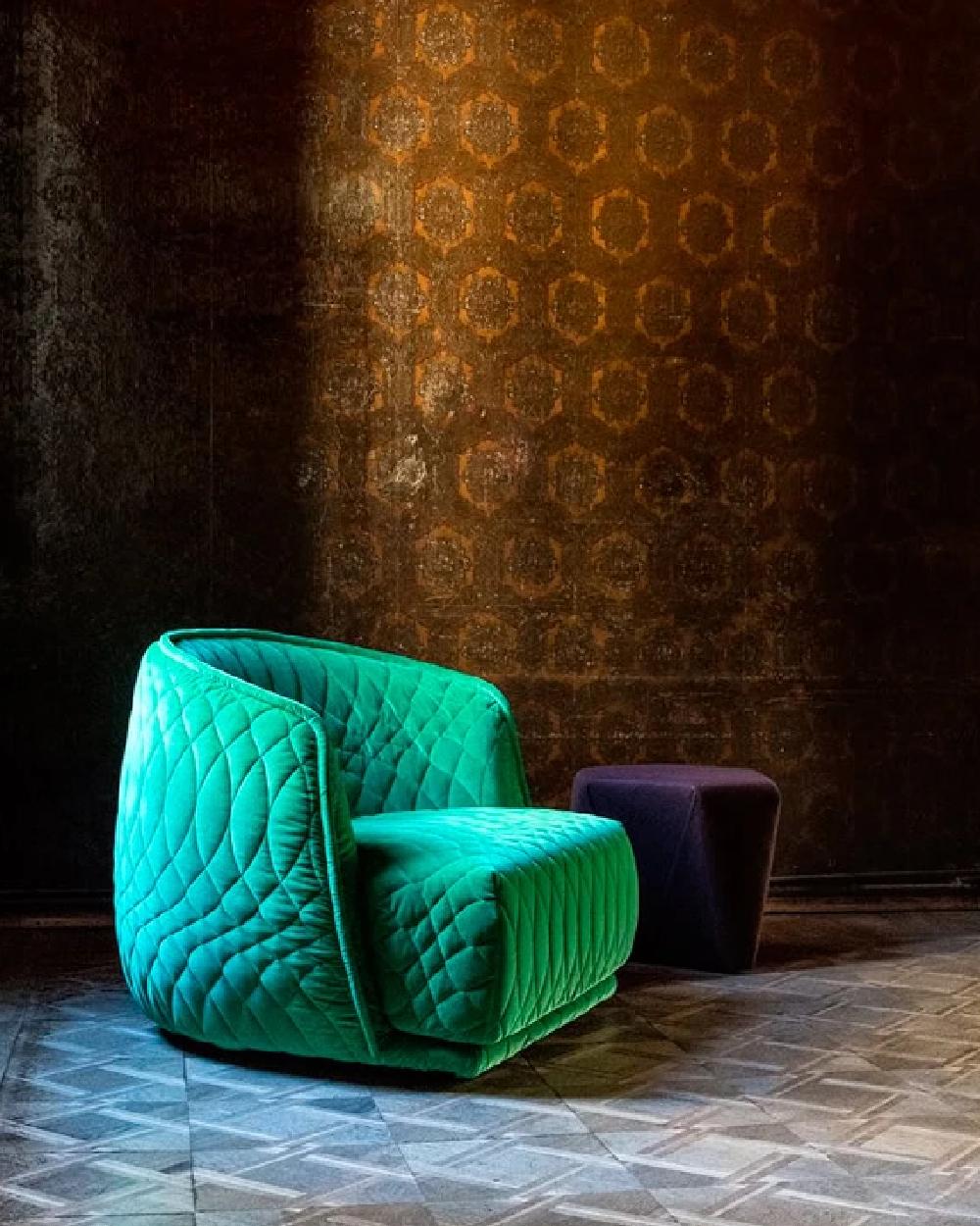 https://a.1stdibscdn.com/moroso-redondo-armchair-by-patricia-urquiola-for-sale-picture-7/f_16392/f_411336521724158948139/background_items_01_17__master.jpg