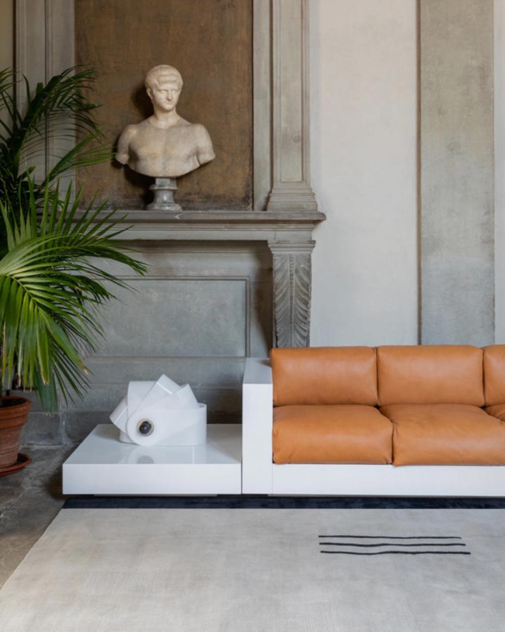 https://a.1stdibscdn.com/poltronova-saratoga-medium-sofa-by-lella-and-massimo-vignelli-for-sale-picture-3/f_16392/f_413290321725460784707/background_items_01_19__master.jpg