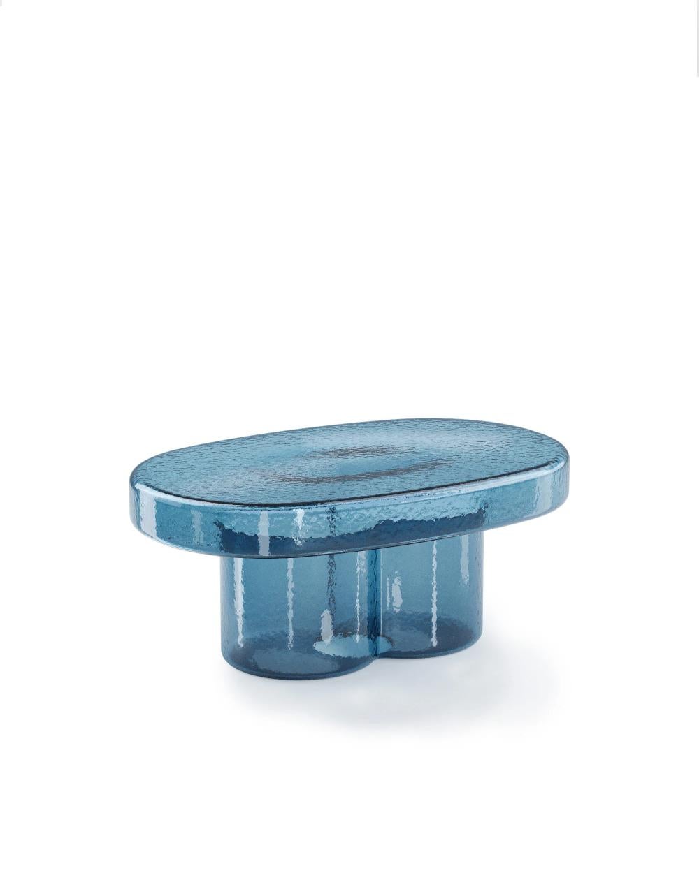 https://a.1stdibscdn.com/soda-blown-murano-glass-oval-coffee-table-in-petrol-by-yiannis-ghikas-for-sale-picture-11/f_16392/f_342329821742813501616/background_items_01_2025_03_21T112609_554_master.jpg