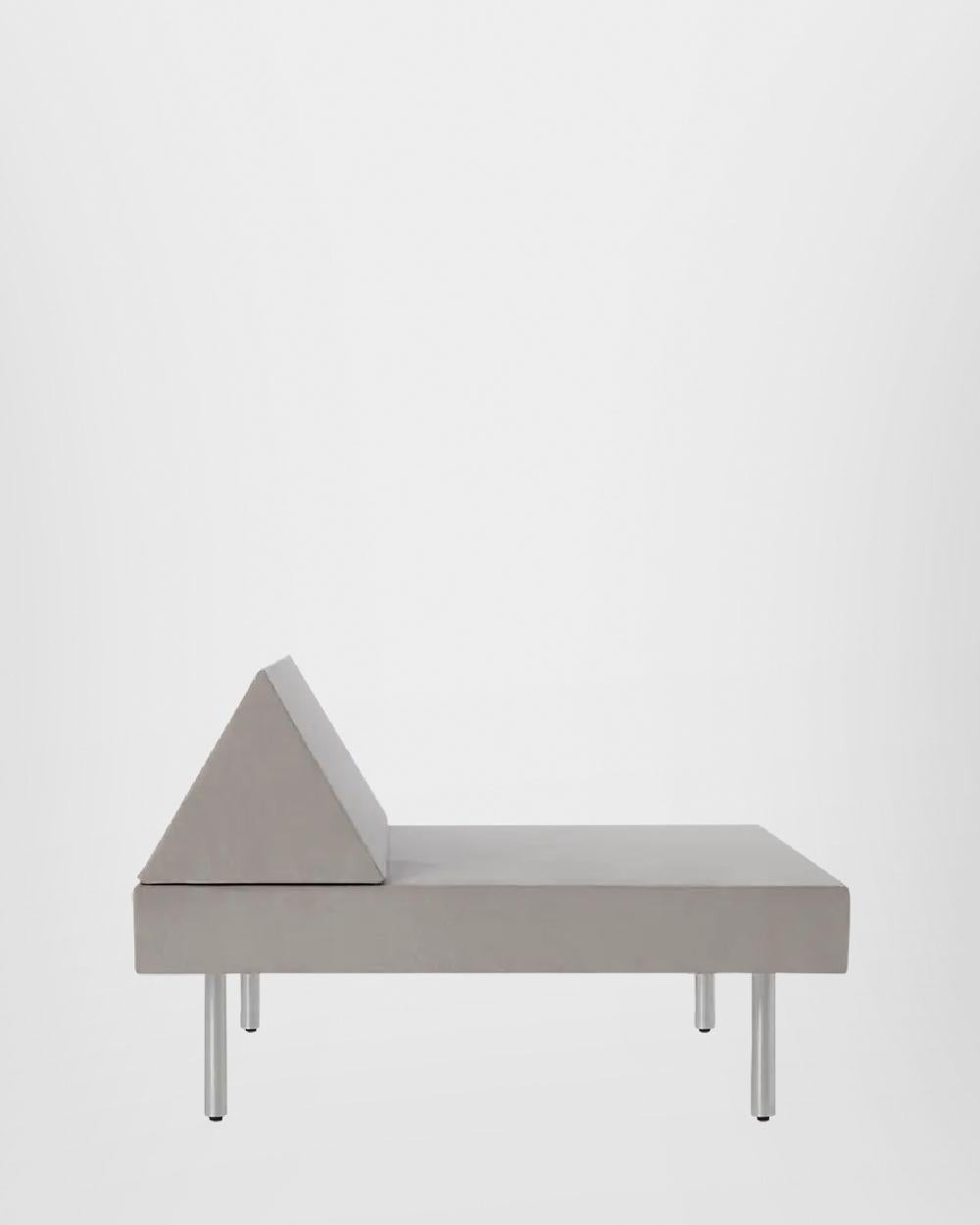 https://a.1stdibscdn.com/bd-barcelona-masheb-rectangular-sofa-by-arquitectura-g-for-sale-picture-8/f_16392/f_445966221744887989537/background_items_01_2025_04_17T130443_314_master.jpg