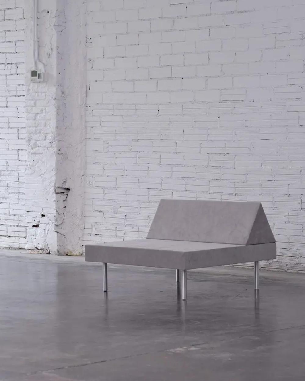 https://a.1stdibscdn.com/bd-barcelona-masheb-rectangular-sofa-by-arquitectura-g-for-sale-picture-7/f_16392/f_445966221744887991919/background_items_01_2025_04_17T130454_719_master.jpg