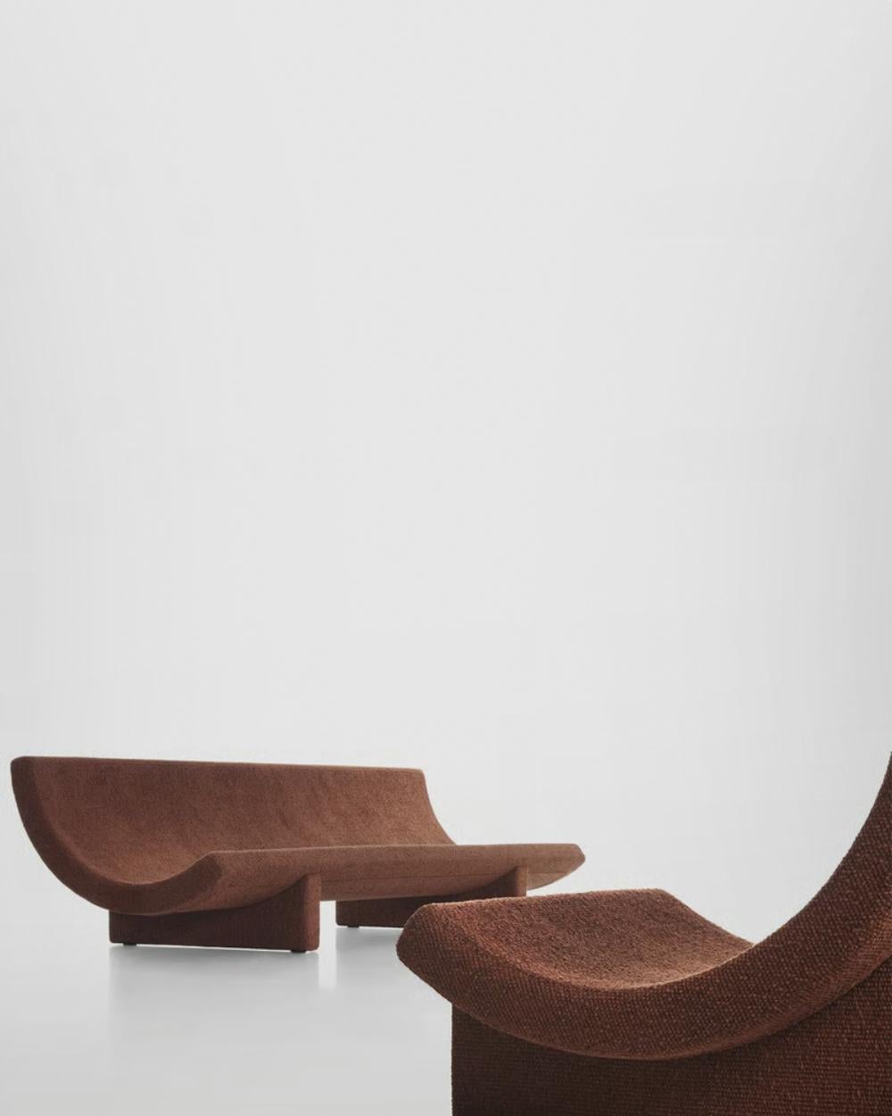 https://a.1stdibscdn.com/acerbis-trench-sofa-by-philippe-malouin-for-sale-picture-2/f_16392/f_452399421748590603086/background_items_01_2025_05_30T093632_723_master.jpg