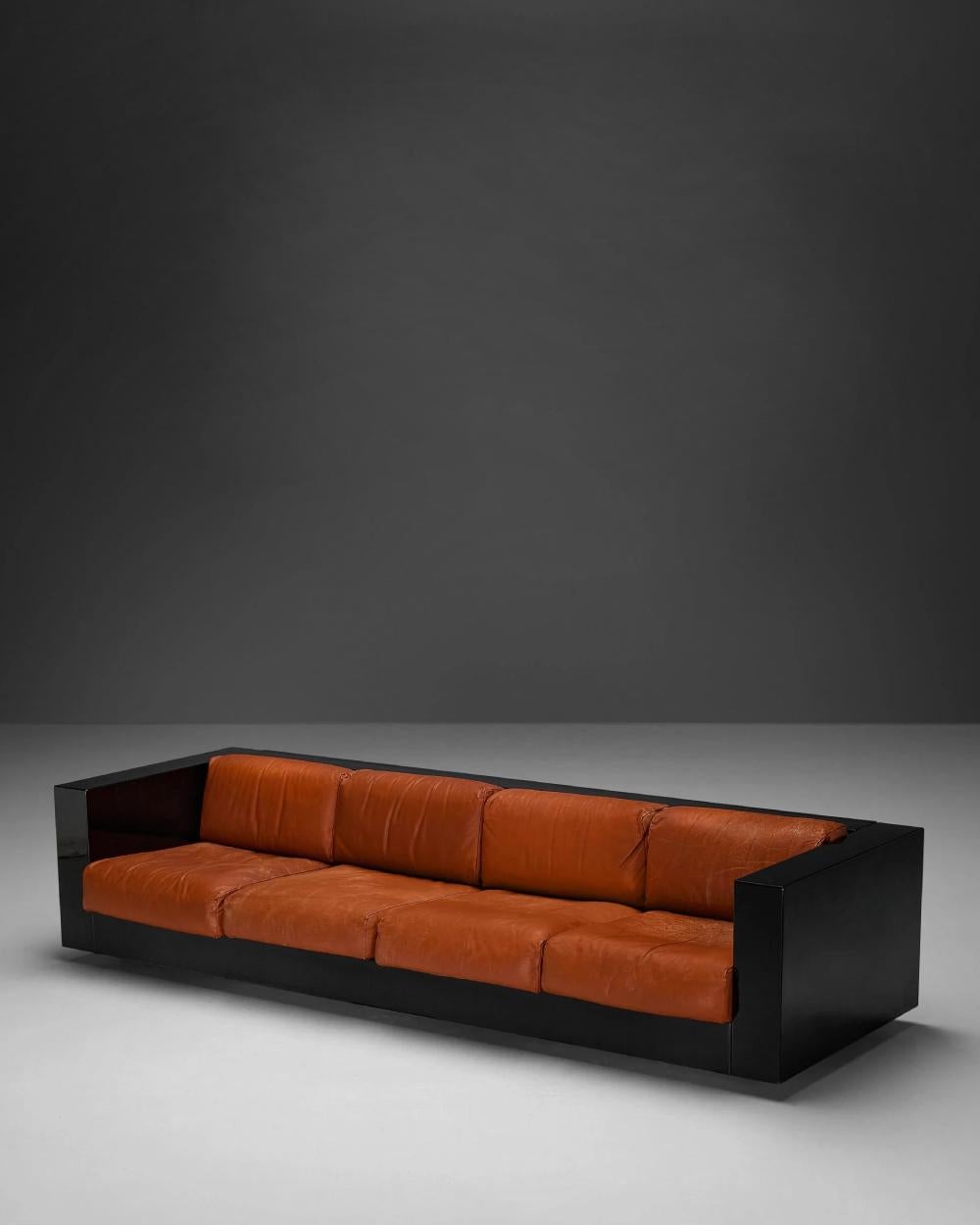 https://a.1stdibscdn.com/poltronova-saratoga-medium-sofa-by-lella-and-massimo-vignelli-for-sale-picture-7/f_16392/f_413290321725461388424/background_items_01_21__master.jpg