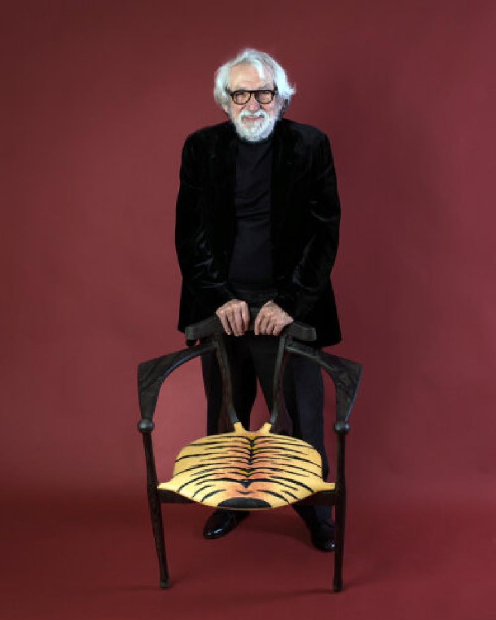 https://a.1stdibscdn.com/tiger-art-gaulino-limited-edition-chair-by-oscar-tusquets-for-bd-barcelona-for-sale-picture-8/f_16392/f_393988121713888165700/background_items_01_4__master.jpg