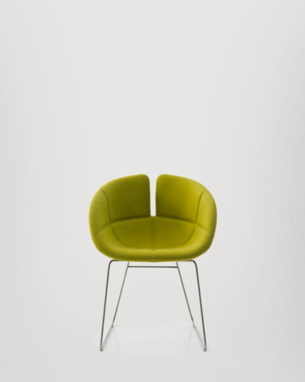https://a.1stdibscdn.com/moroso-fjord-small-armchair-by-patricia-urquiola-for-sale-picture-4/f_16392/f_411214221724078684414/background_items_01_7__master.jpg