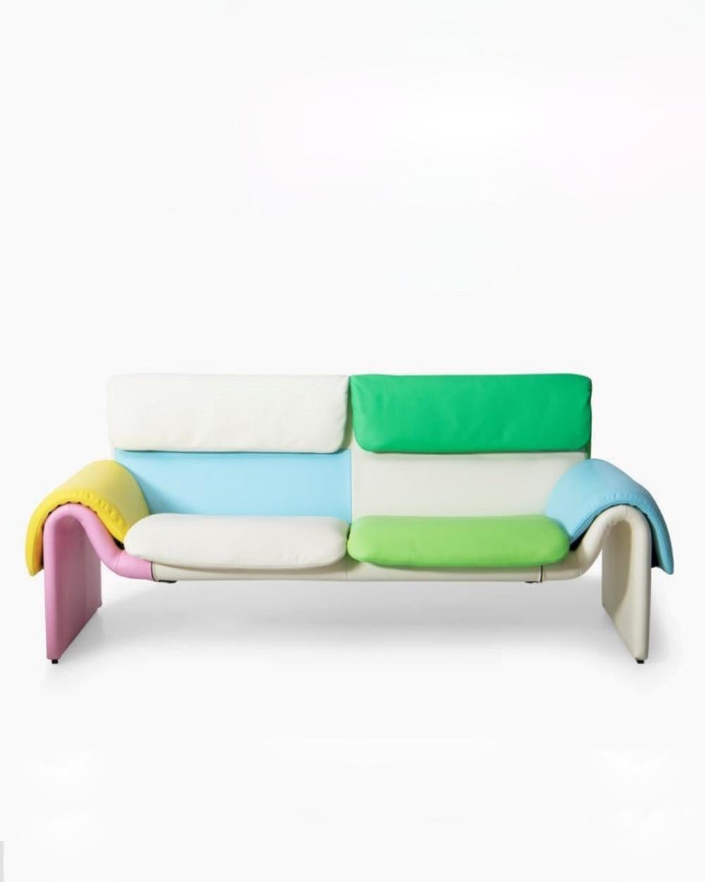 https://a.1stdibscdn.com/de-sede-ds-2011-harlequin-sofa-b-by-duplex-and-pin-up-home-for-sale-picture-6/f_16392/f_389614321711109342474/background_items_01_9__master.jpg