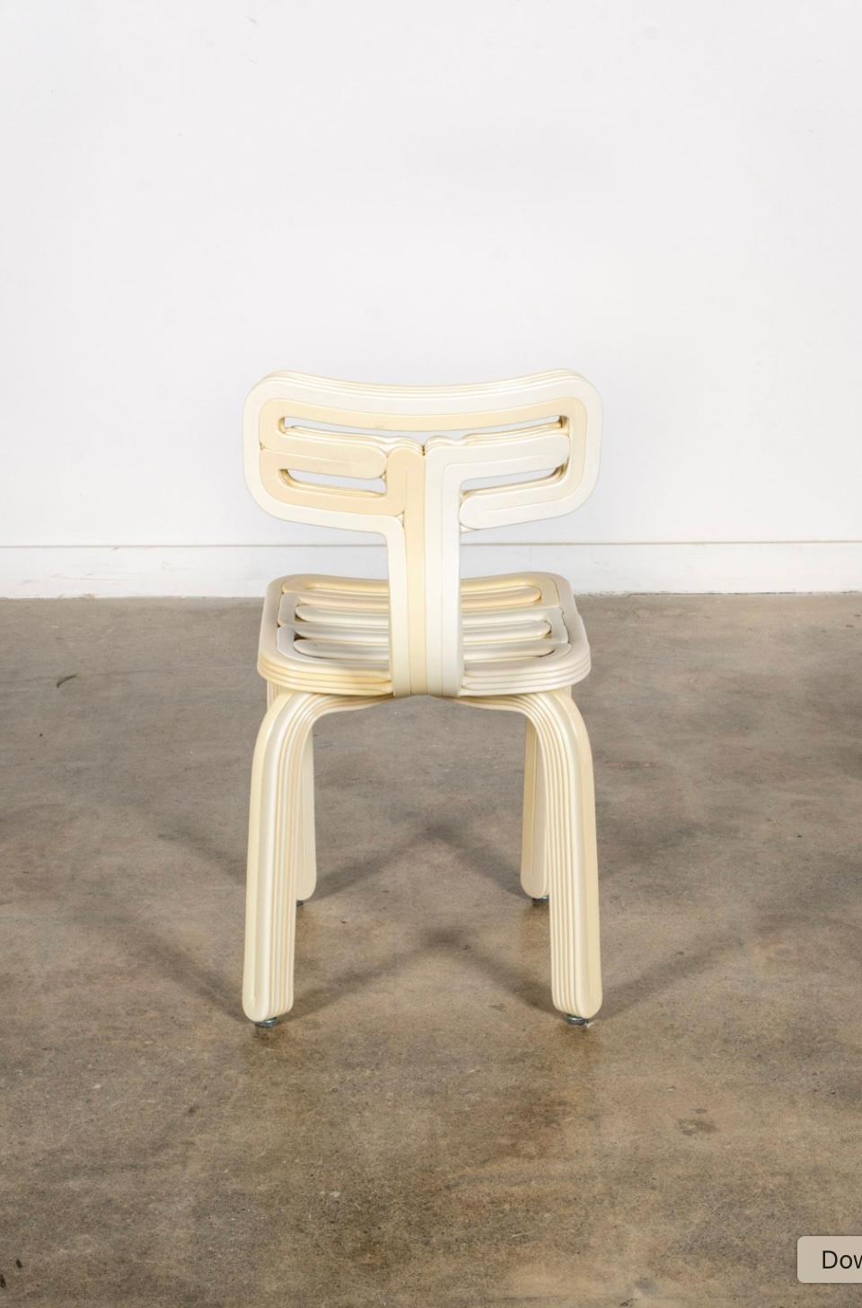https://a.1stdibscdn.com/chubby-chair-buttermilk-by-dirk-vander-kooij-for-sale-picture-4/f_105022/f_477282921764204190448/backside_master.jpg