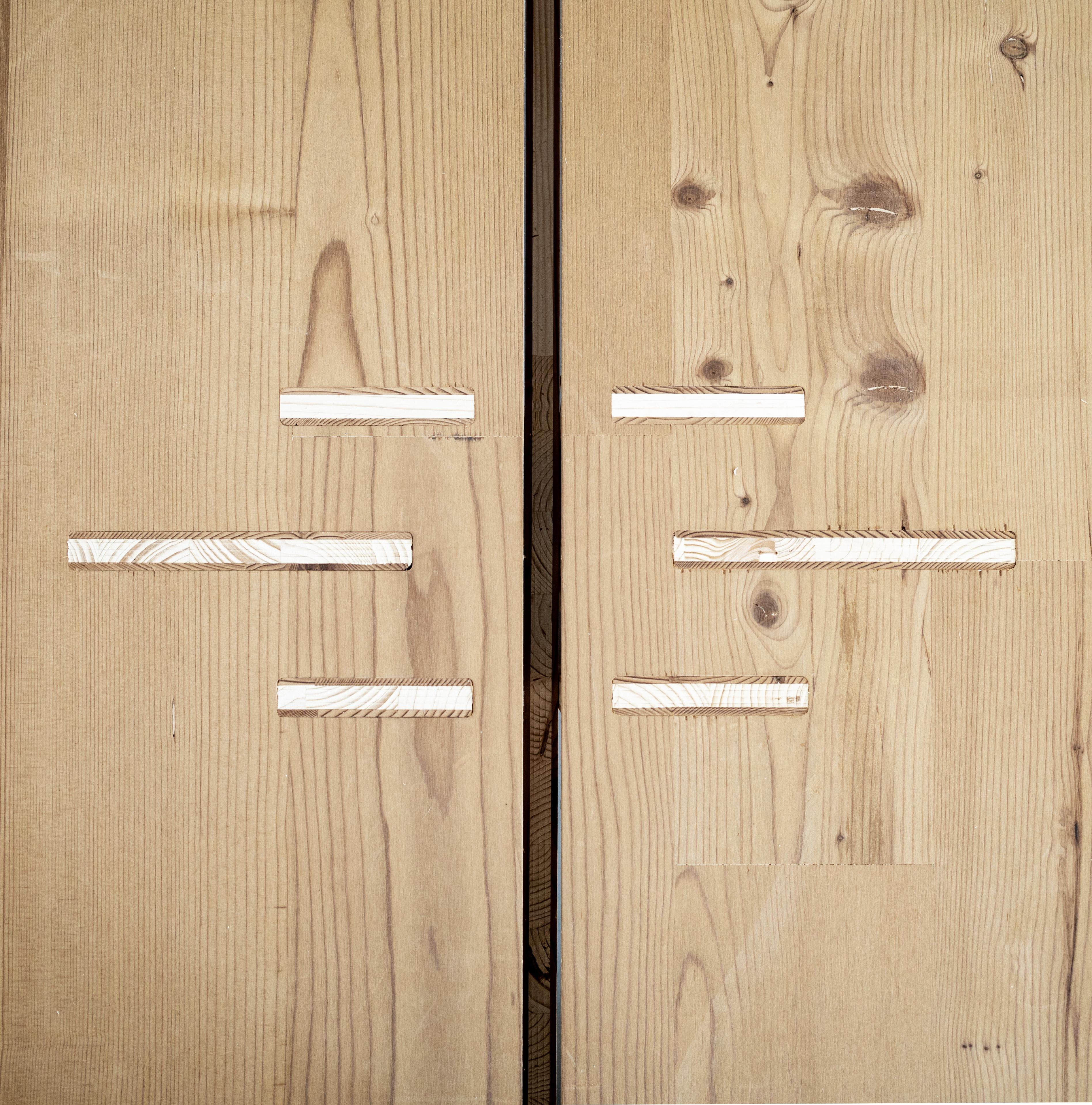 https://a.1stdibscdn.com/pieces-dining-table-by-baka-studio-for-sale-picture-6/f_12192/f_482953621768265087048/baka_pieces_05_master.jpg
