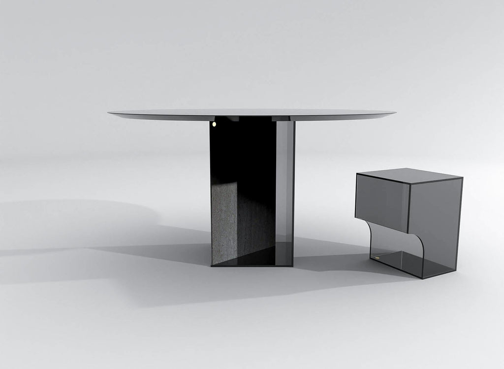 https://a.1stdibscdn.com/contemporary-round-dining-table-in-black-glass-and-travertine-barh-judd-table-for-sale-picture-2/f_48321/f_317477721671098260538/barh_Judd_Table_Black_Glass_x_Travertin_1_master.jpg