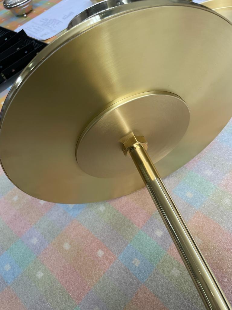 https://a.1stdibscdn.com/pair-of-contemporary-handcrafted-brass-side-tables-flow-collection-for-sale-picture-5/f_26823/f_95039111679674422976/bb689fbe_9025_441f_bdad_24a01f733ebd_master.jpg