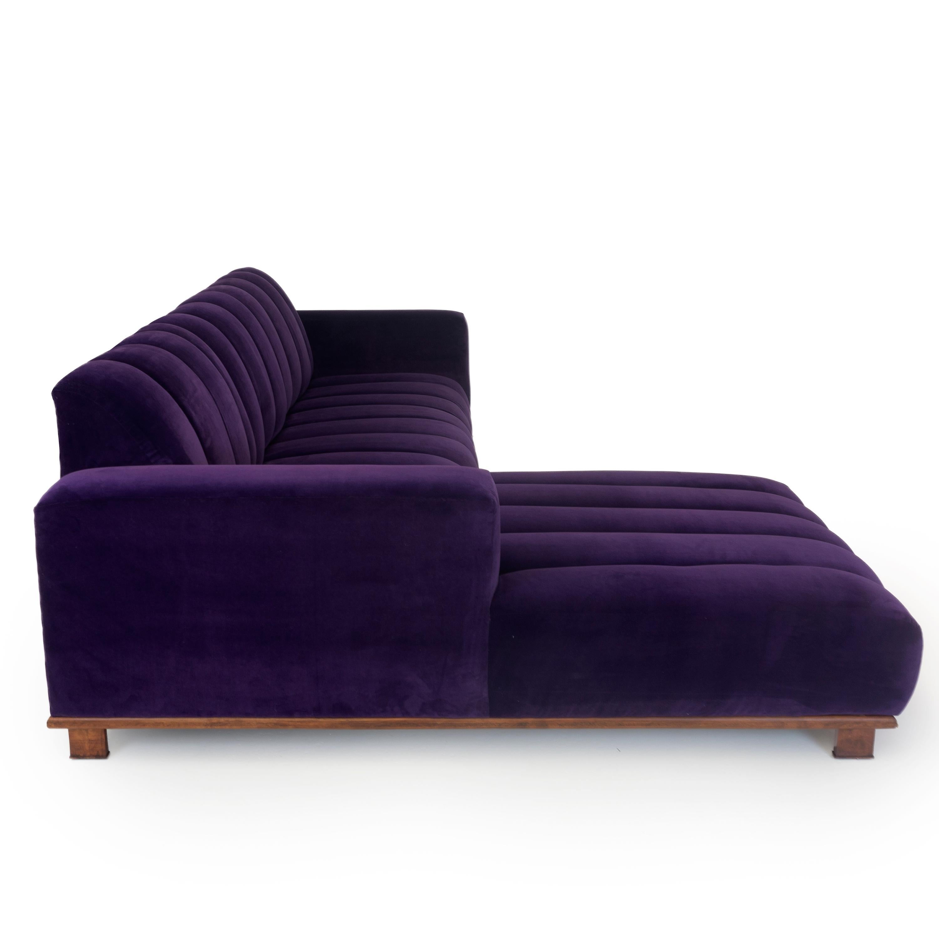 https://a.1stdibscdn.com/modern-two-piece-sectional-sofa-with-channeled-velvet-upholstery-for-sale-picture-2/f_21233/f_139464921552082926326/bedrocksofa_side_master.jpg