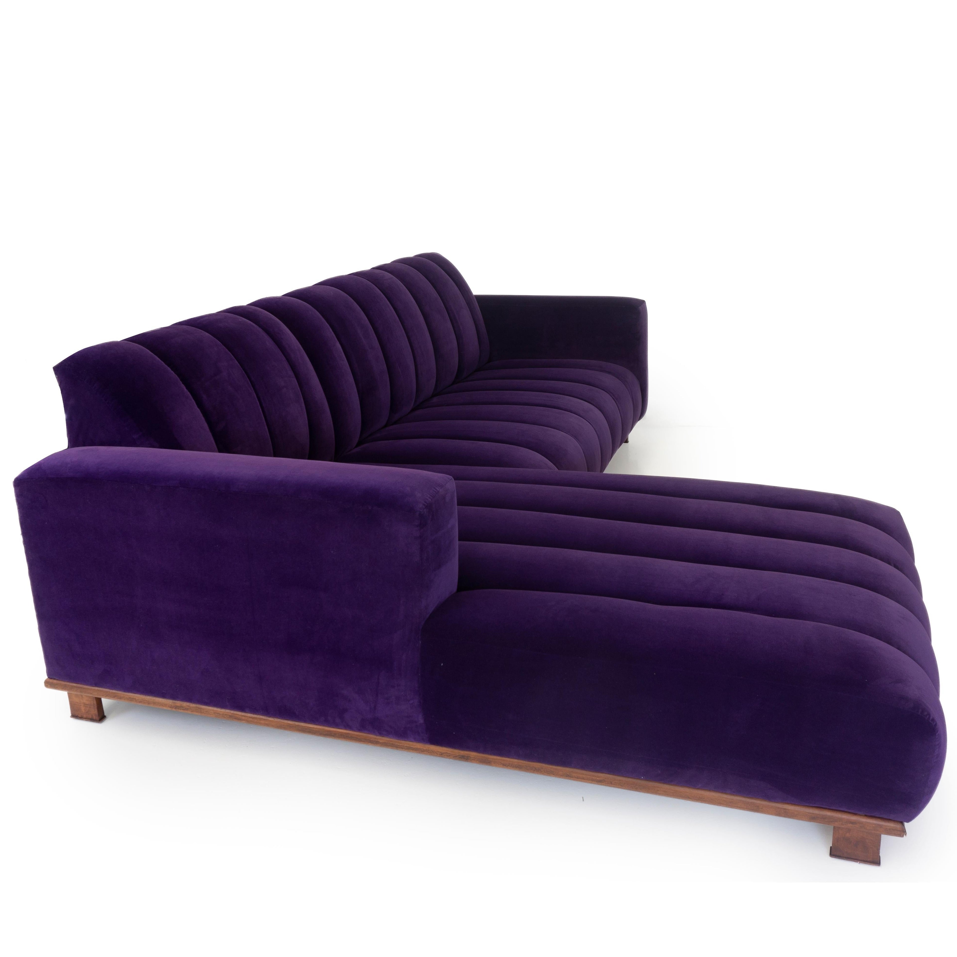 https://a.1stdibscdn.com/modern-two-piece-sectional-sofa-with-channeled-velvet-upholstery-for-sale-picture-6/f_21233/f_139464921552082935748/bedrocksofa_sideangle_master.jpg