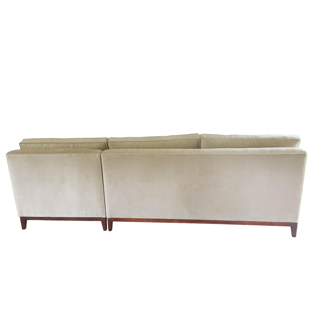 https://a.1stdibscdn.com/traditional-love-seat-with-chaise-for-sale-picture-5/f_21233/1569510592753/beigesectional6_master.jpg