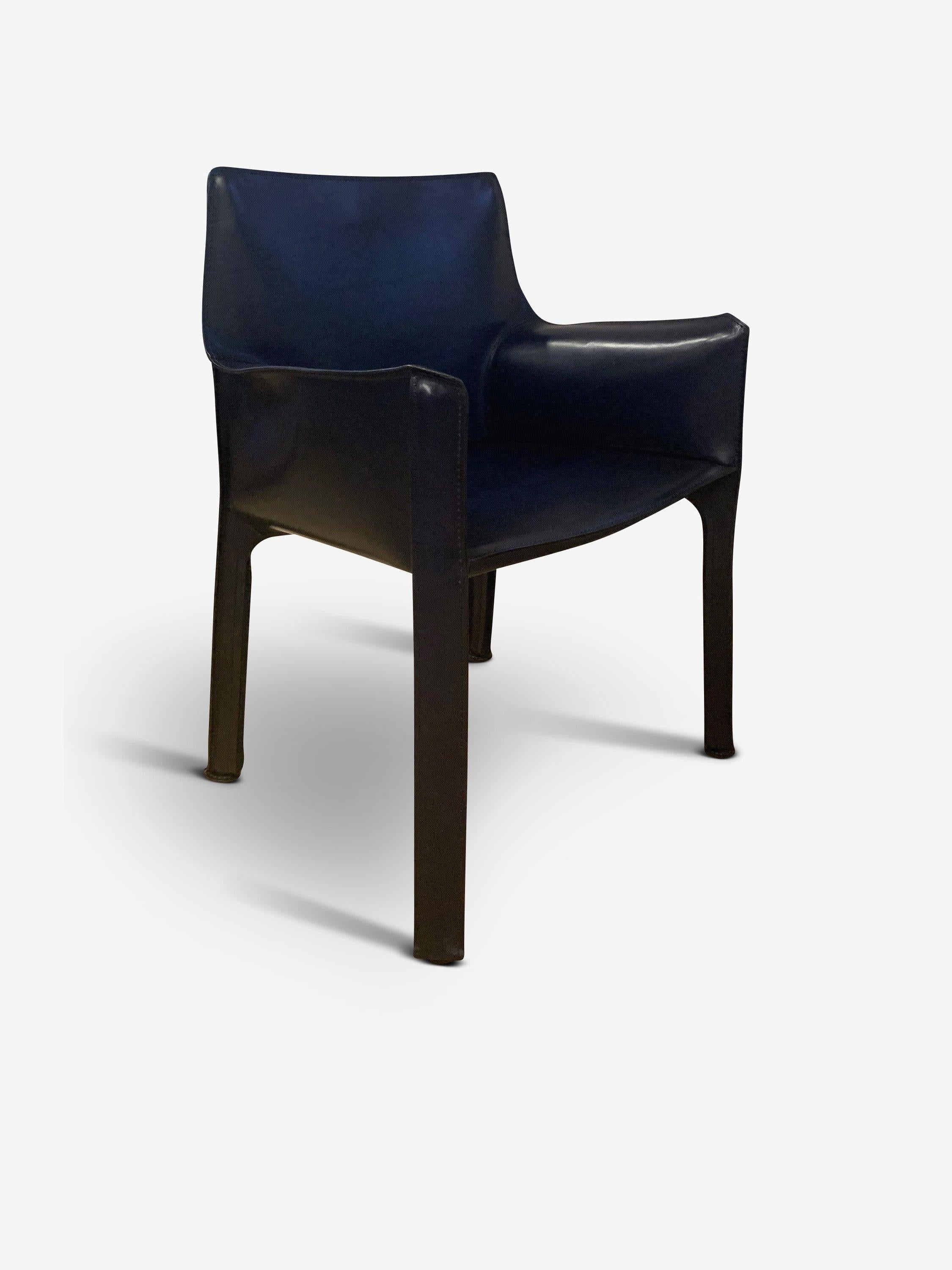 https://a.1stdibscdn.com/bellini-413-cab-chair-in-leather-by-cassina-for-sale-picture-6/f_9409/f_443690621743709885692/bellini_413_cab_chair_in_leather_by_cassina_monc_xiii_7_30103853039846_master.jpg