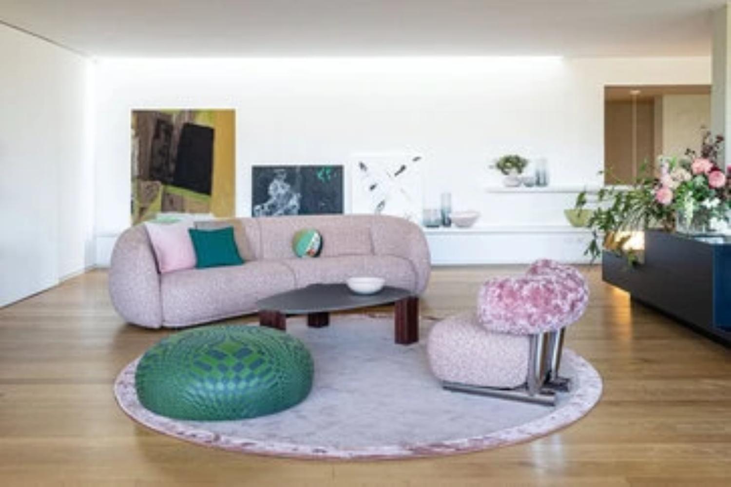https://a.1stdibscdn.com/moroso-pacific-2-seater-sofa-in-sand-by-patricia-urquiola-for-sale-picture-5/f_16392/f_466914621758103655939/bl5i6613_52018844767_o_1__master.jpg