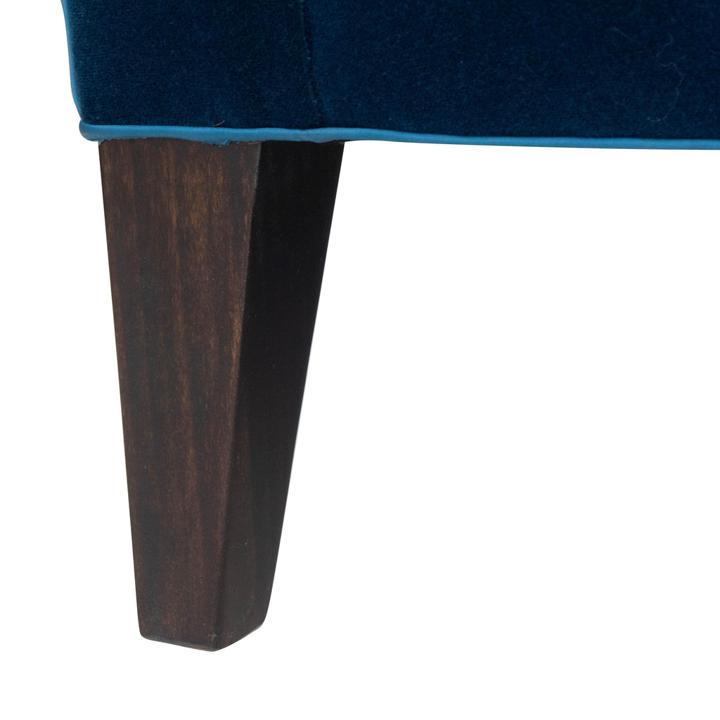 https://a.1stdibscdn.com/modern-two-cushion-sofa-in-dark-blue-velvet-for-sale-picture-10/f_21233/1543341157110/bluevelvet_leg_master.jpg