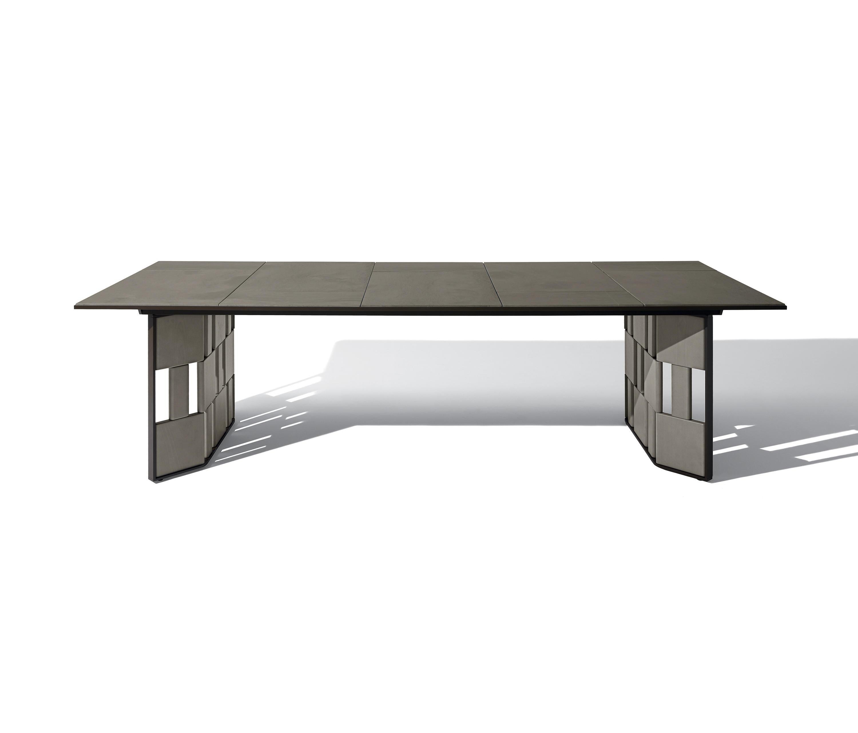https://a.1stdibscdn.com/giorgetti-break-outdoor-stone-dining-table-designed-by-ludovicaroberto-palomba-for-sale-picture-2/f_27783/f_201765221597163692719/break_002_pro_g_arcit18_master.jpg