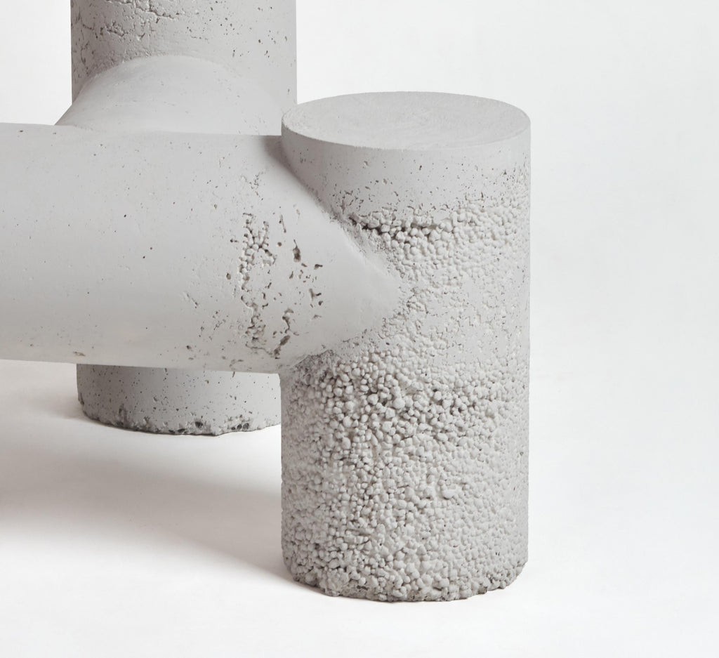 https://a.1stdibscdn.com/contemporary-white-chair-concrete-limited-edition-handcrafted-by-josep-vila-for-sale-picture-6/f_69342/f_482746421768174690343/breakwave_07a_master.jpg