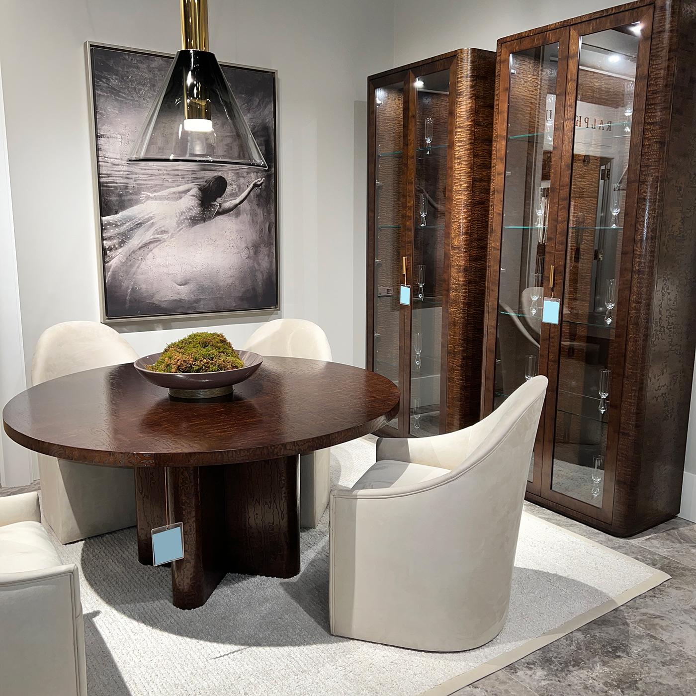 https://a.1stdibscdn.com/mid-century-burl-round-dining-table-for-sale-picture-4/f_8038/f_406930521721337992994/brown1_master.jpg