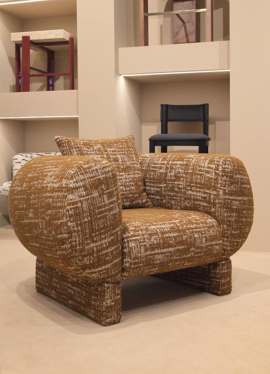 https://a.1stdibscdn.com/bubble-armchair-upholstered-in-nubra-fabric-for-sale-picture-8/f_53522/f_487647521770897227741/bubble_armchair_collector666_master.jpg