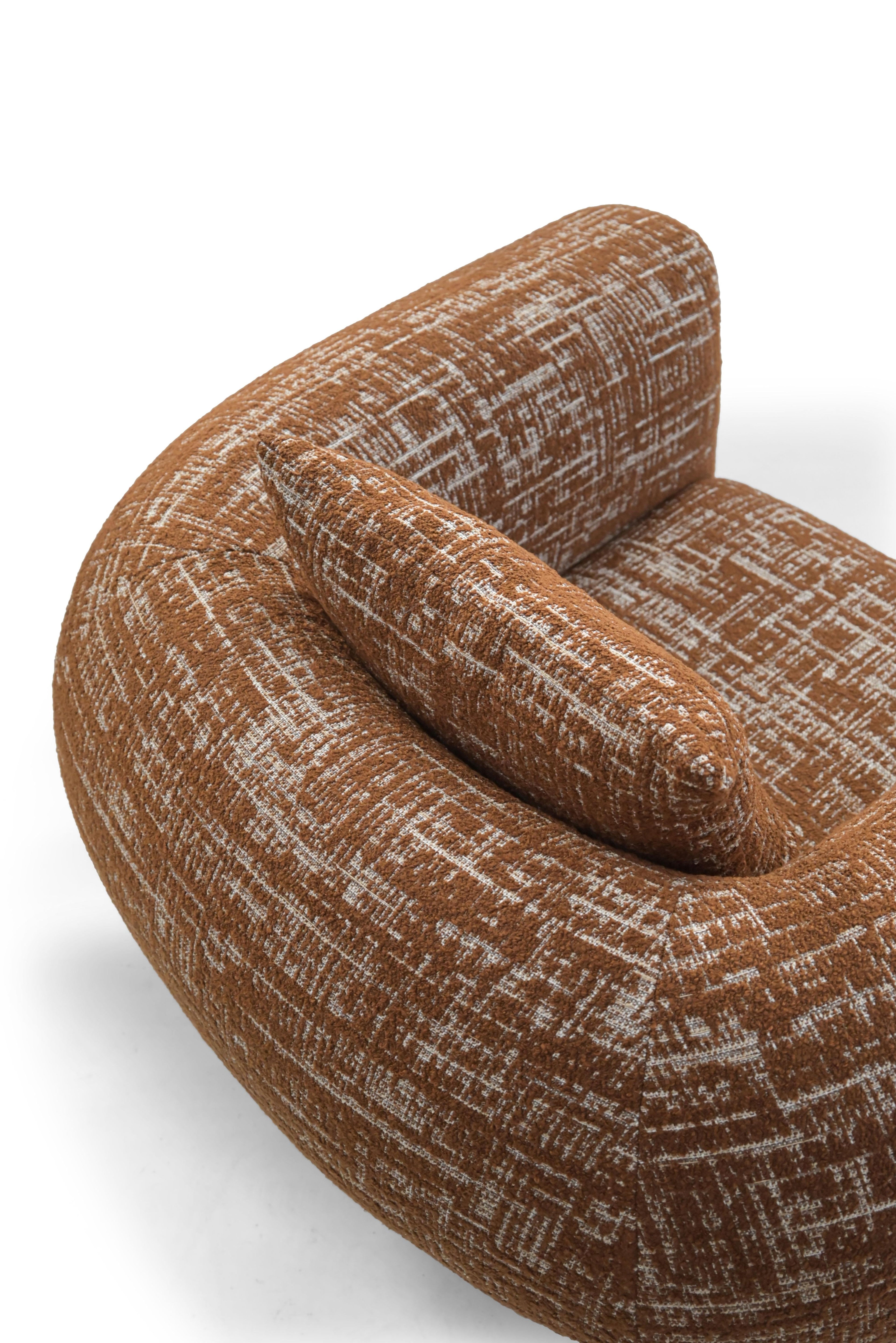 https://a.1stdibscdn.com/bubble-armchair-upholstered-in-nubra-fabric-for-sale-picture-2/f_53522/f_487647521770828755358/bubble_armchair_collector7_master.jpg