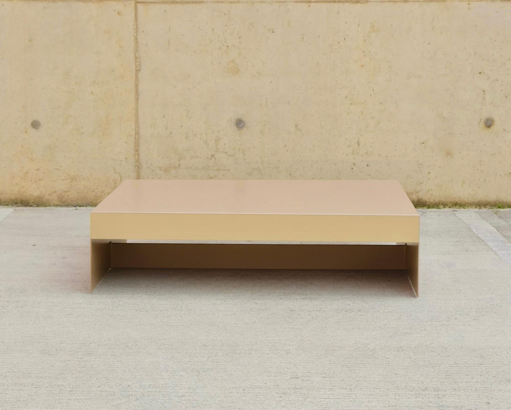 https://a.1stdibscdn.com/large-low-orange-single-form-coffee-sofa-table-customisable-for-sale-picture-10/f_28943/f_489586721771945835083/butternut_2_2_master.jpg